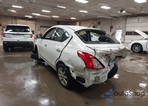 2016 Nissan Versa 1.6 Sl z USA, uszkodzony, nr VIN 3N1CN7AP9GL834366